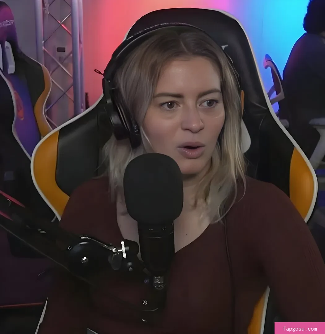 Elyse Willems