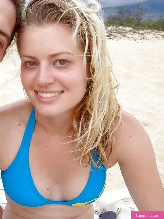 Elyse Willems