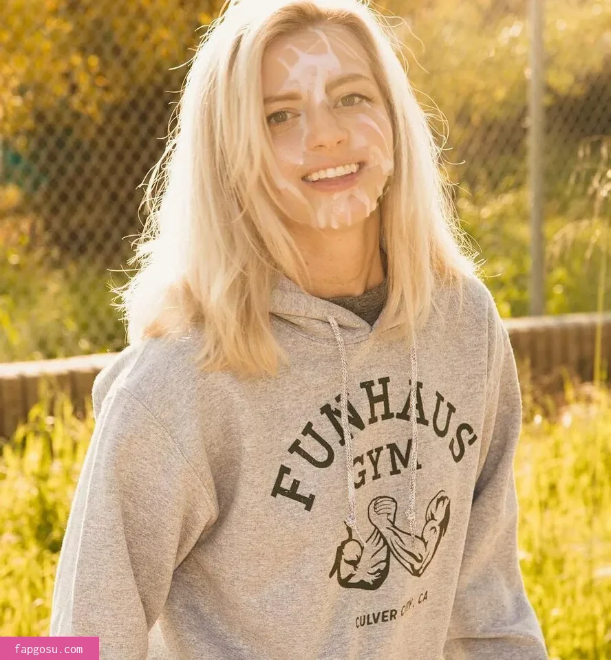 Elyse Willems