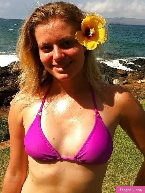 Elyse Willems