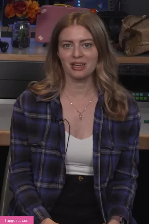 Elyse Willems