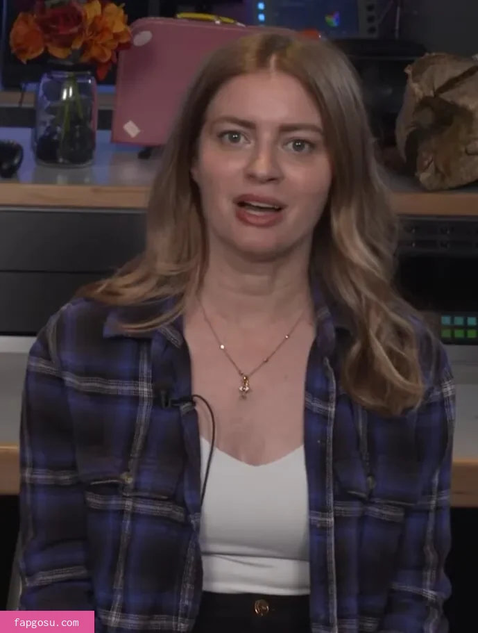 Elyse Willems