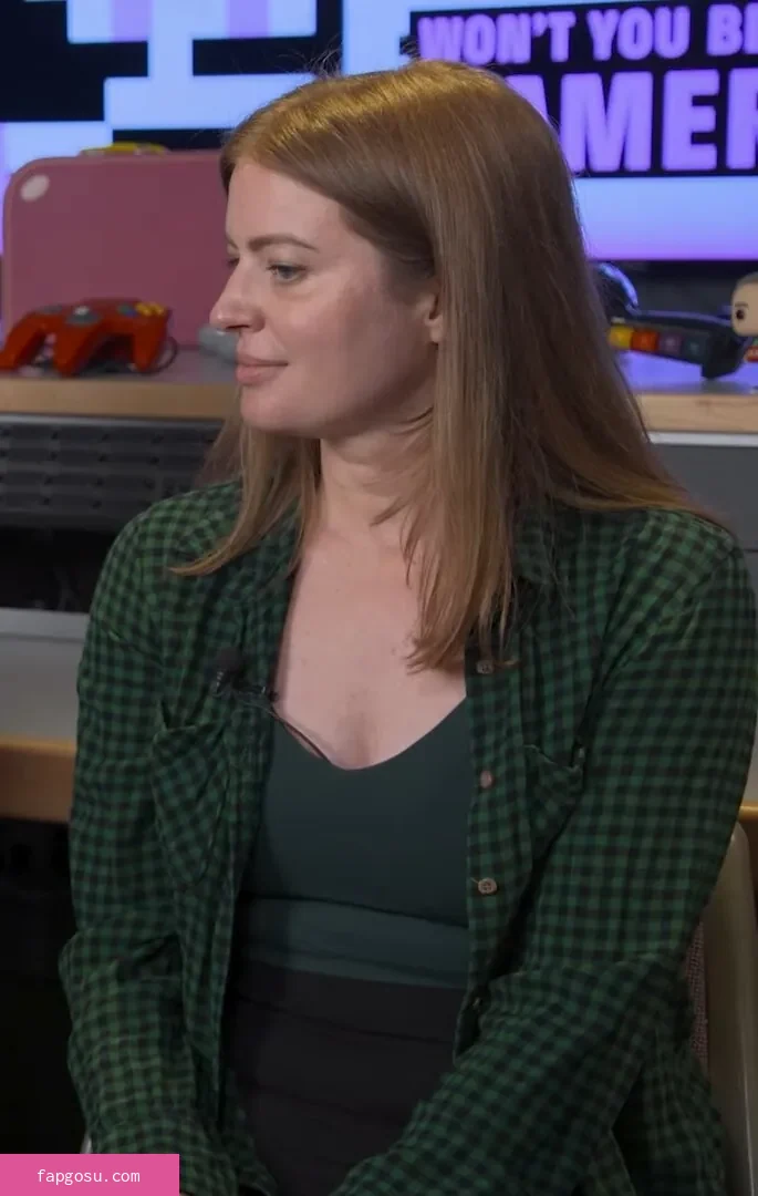 Elyse Willems