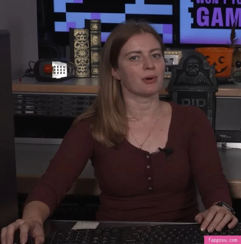 Elyse Willems