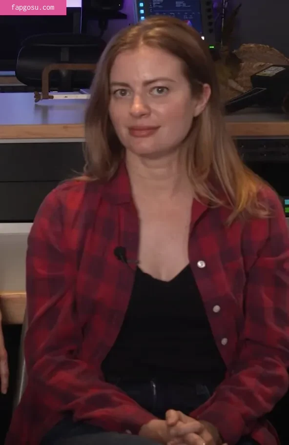 Elyse Willems