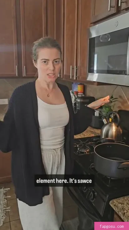 Elyse Willems