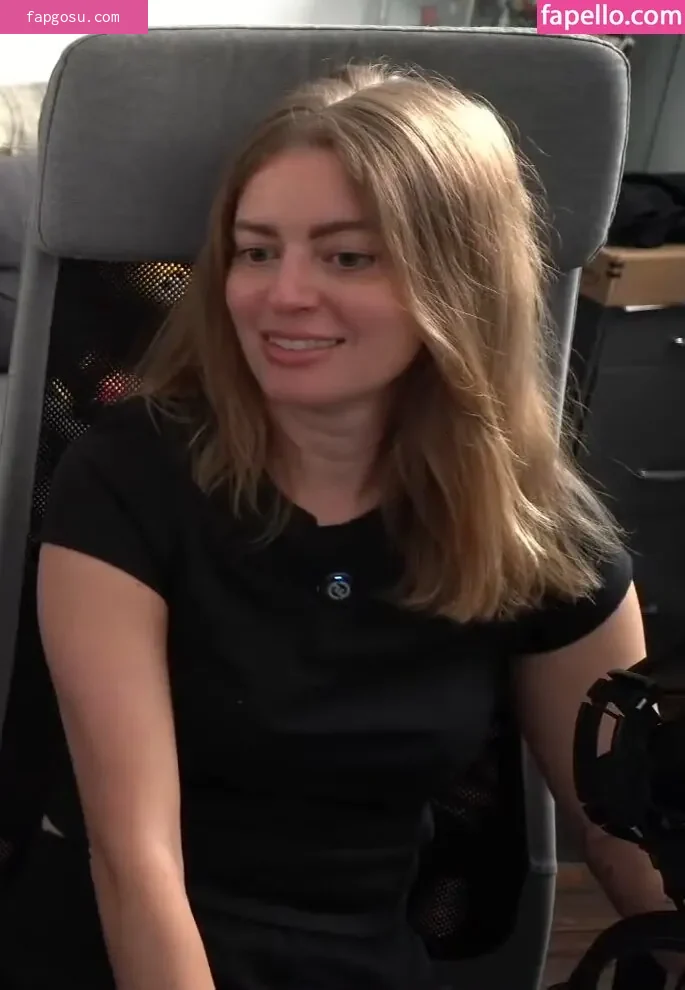 Elyse Willems