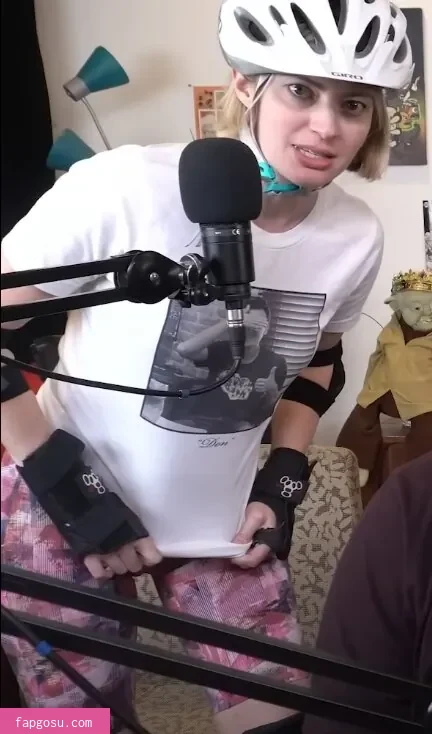 Elyse Willems