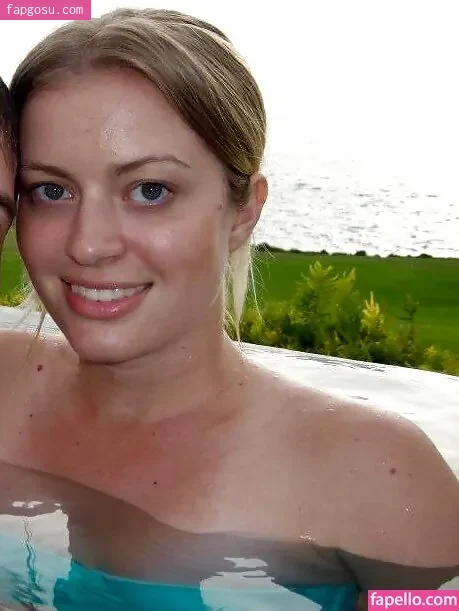 Elyse Willems