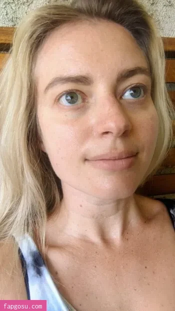Elyse Willems