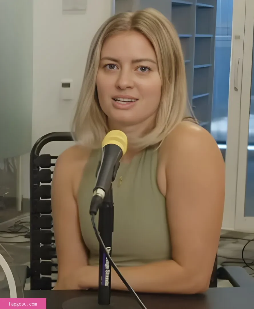 Elyse Willems