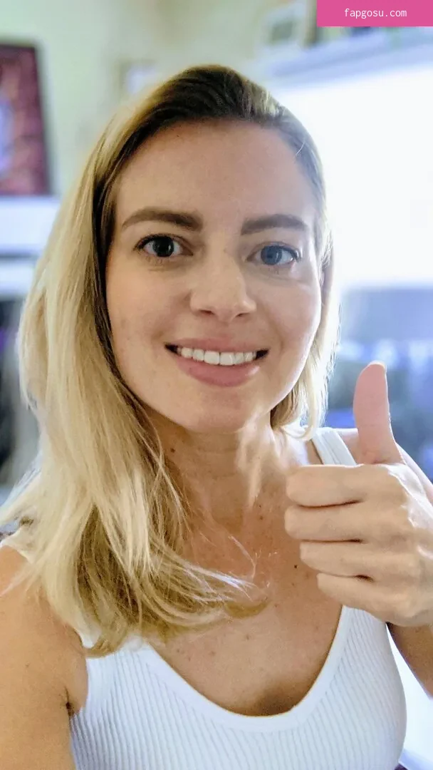Elyse Willems