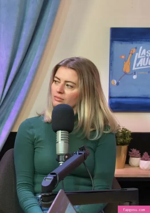 Elyse Willems