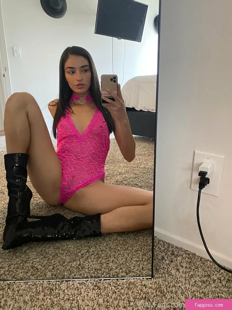 Emily Willis