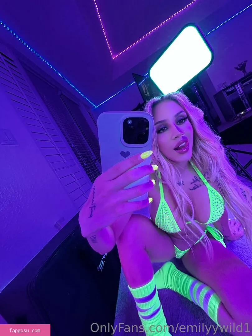 Emilyy Wild
