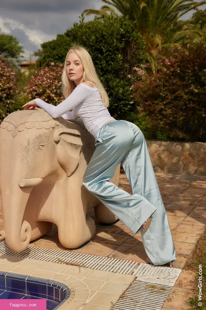 Emma White