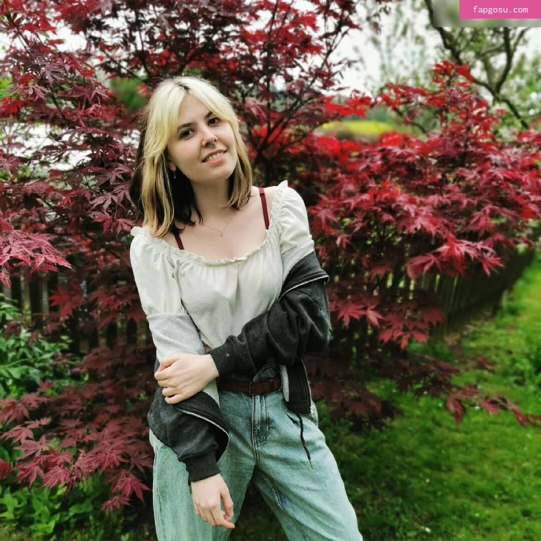 Esther Zimtstern