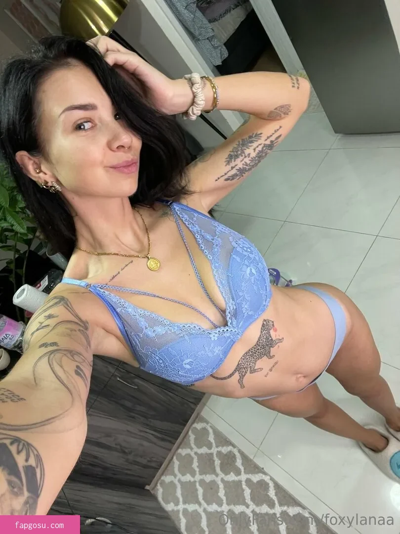 Foxylanaa