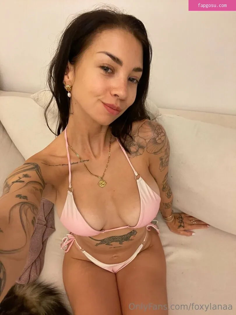 Foxylanaa