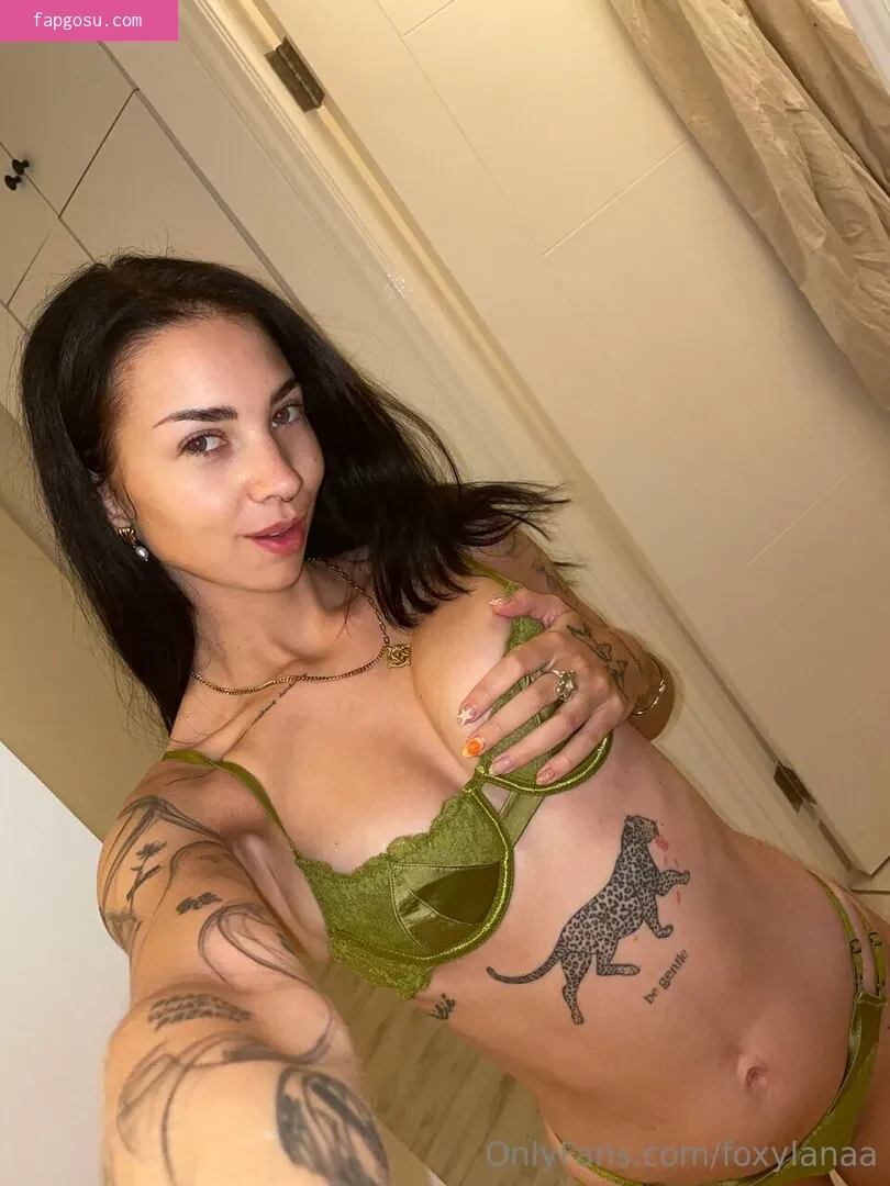 Foxylanaa