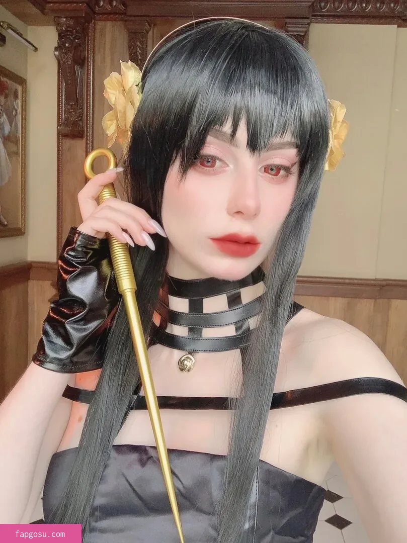 fishy.cosplay