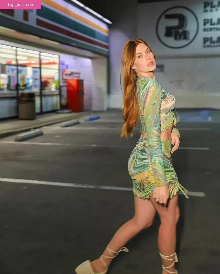 Flávia Charallo