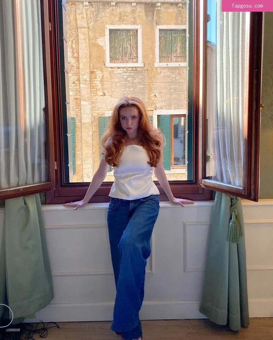 Francesca Capaldi - Photo #402