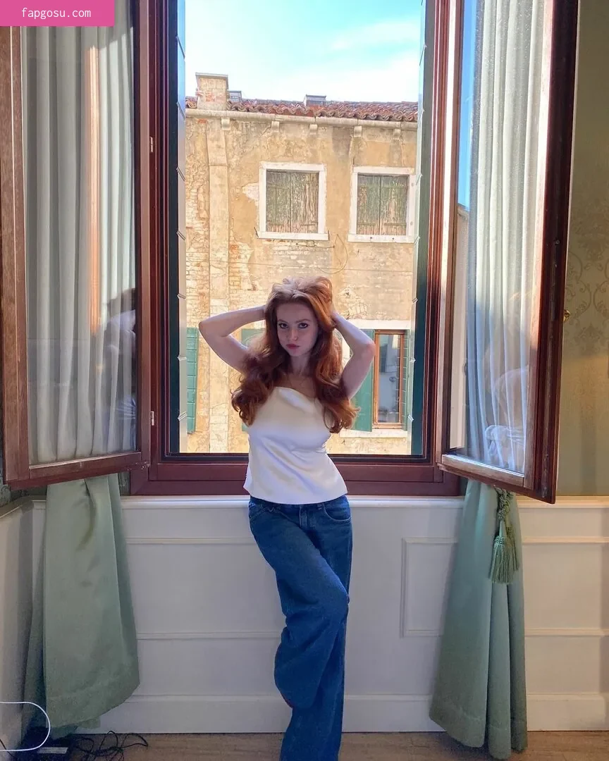 Francesca Capaldi - Photo #407