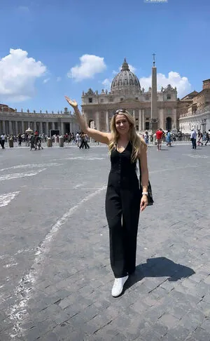 FootDocDana-  Dr. Dana Brems content