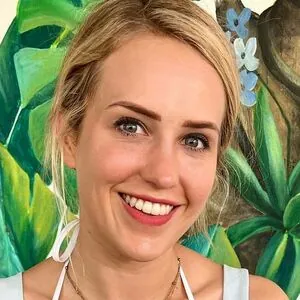 FootDocDana-  Dr. Dana Brems