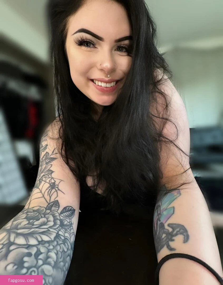 Fav_Goth_Slut