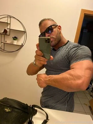 flexmusclegod content