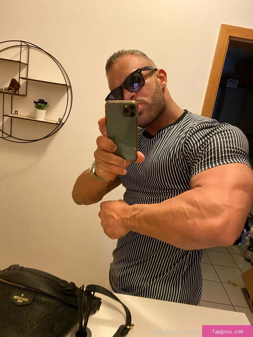flexmusclegod