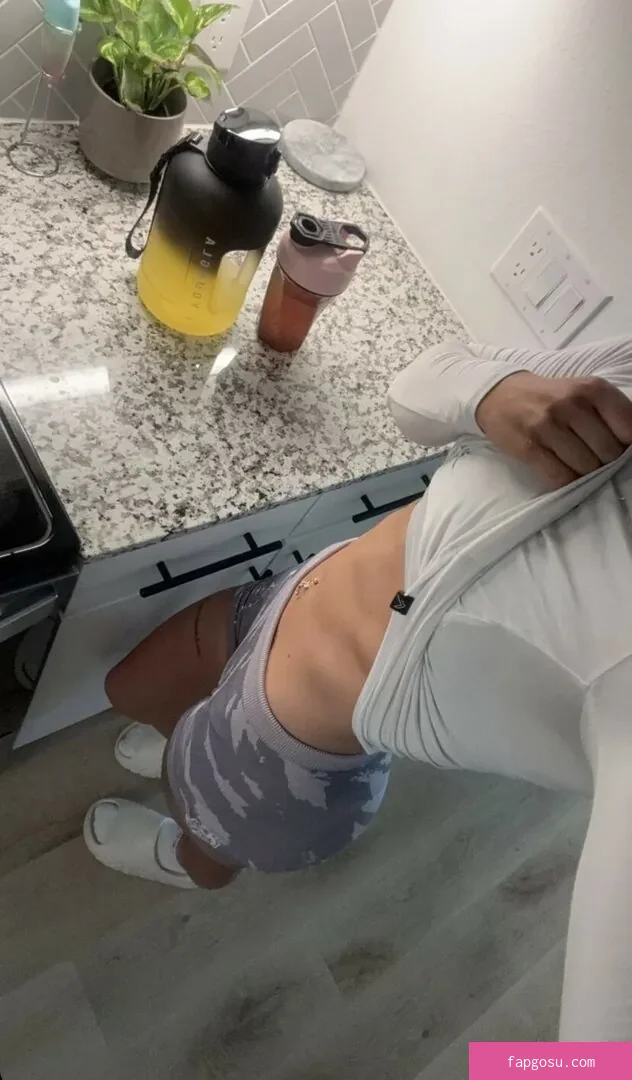 Fiona Mae