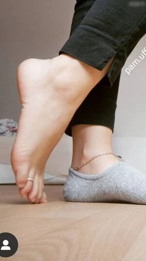 Feet of Penny content