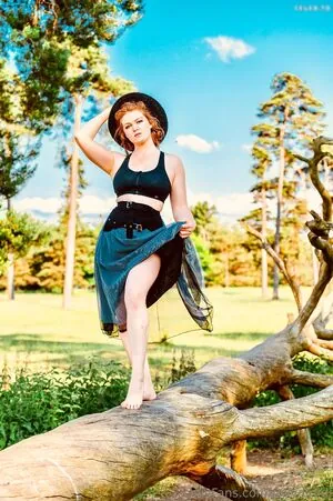 Foxydirndl content