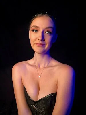 foxyopheliaa content