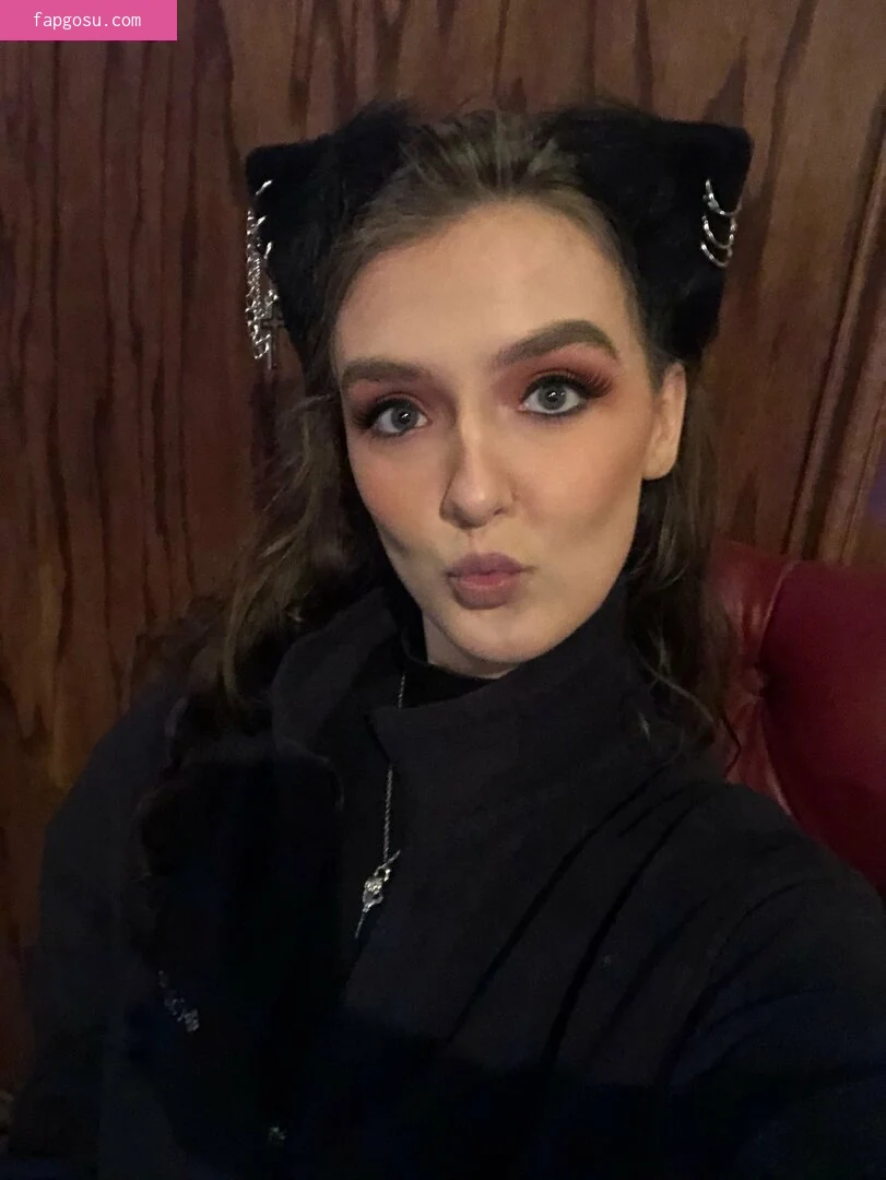 foxyopheliaa