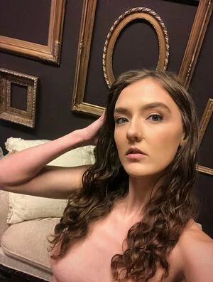 foxyopheliaa content