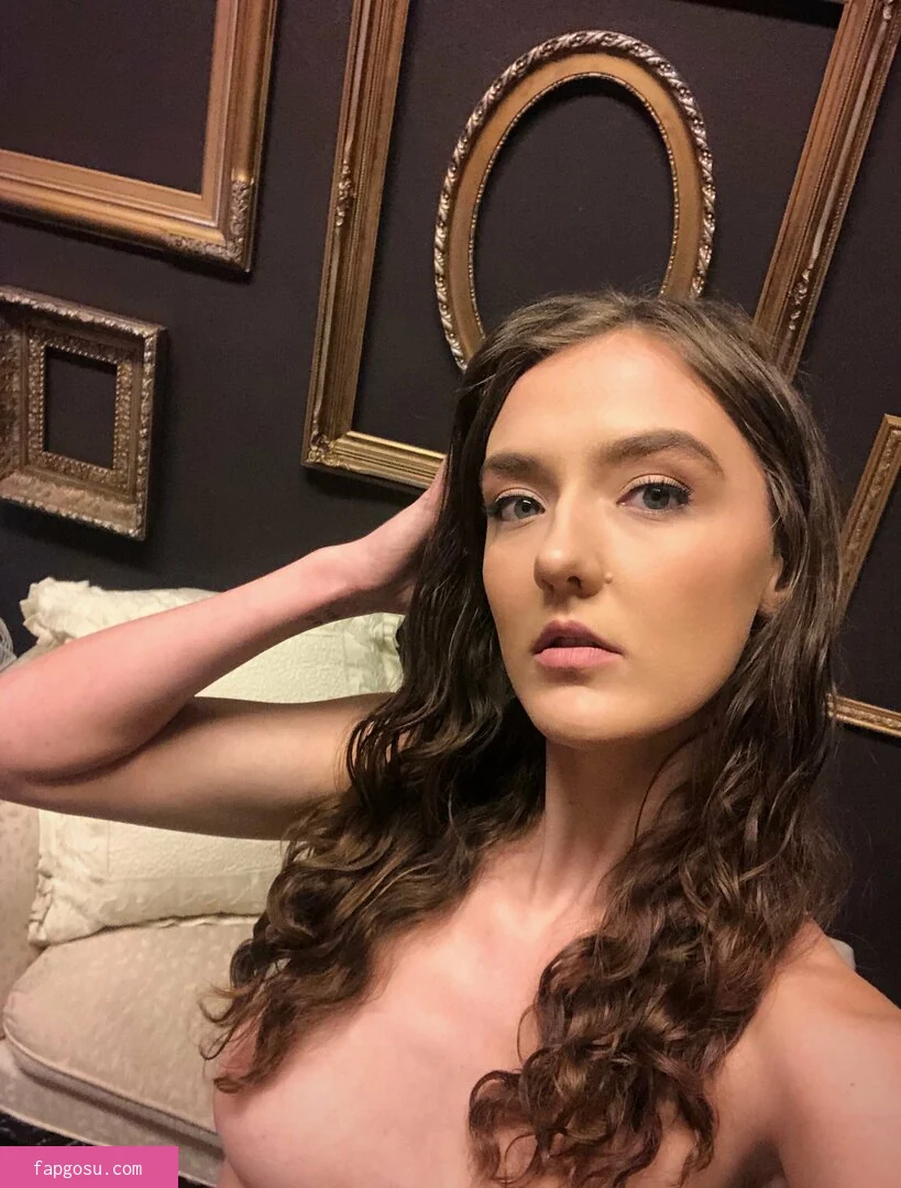 foxyopheliaa