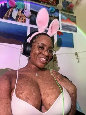 freckledn content
