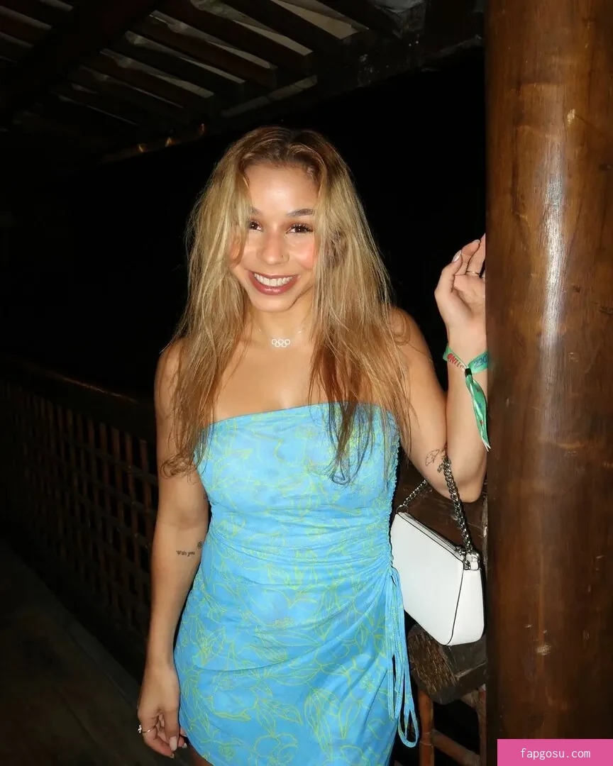 Flávia Saraiva