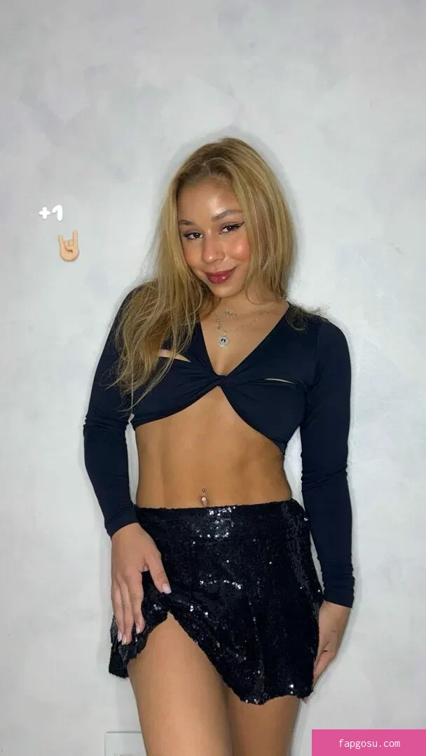 Flávia Saraiva