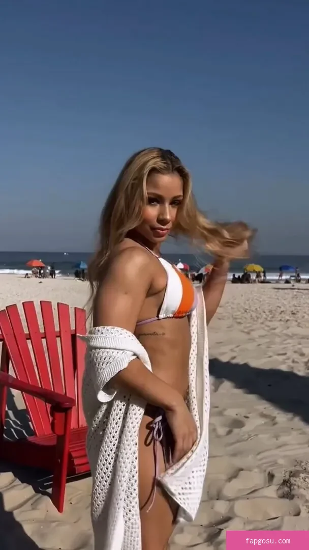 Flávia Saraiva