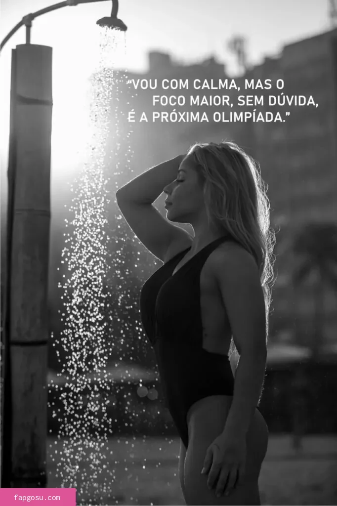 Flávia Saraiva