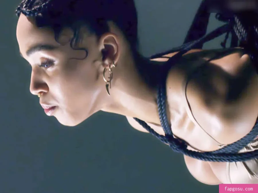FKA Twigs - Photo #123