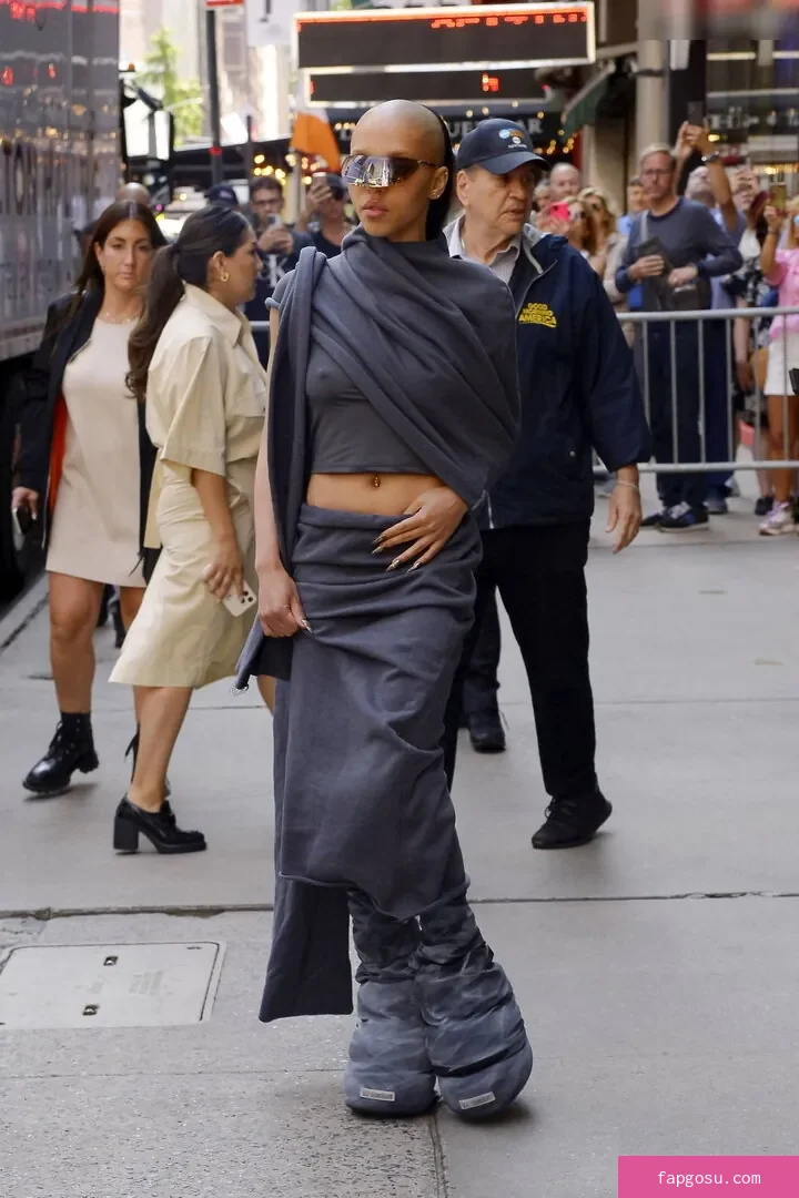 FKA Twigs - Photo #300