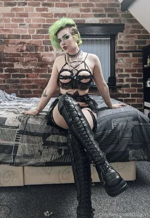 fzzgf content