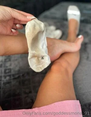 goddessmona_91 content