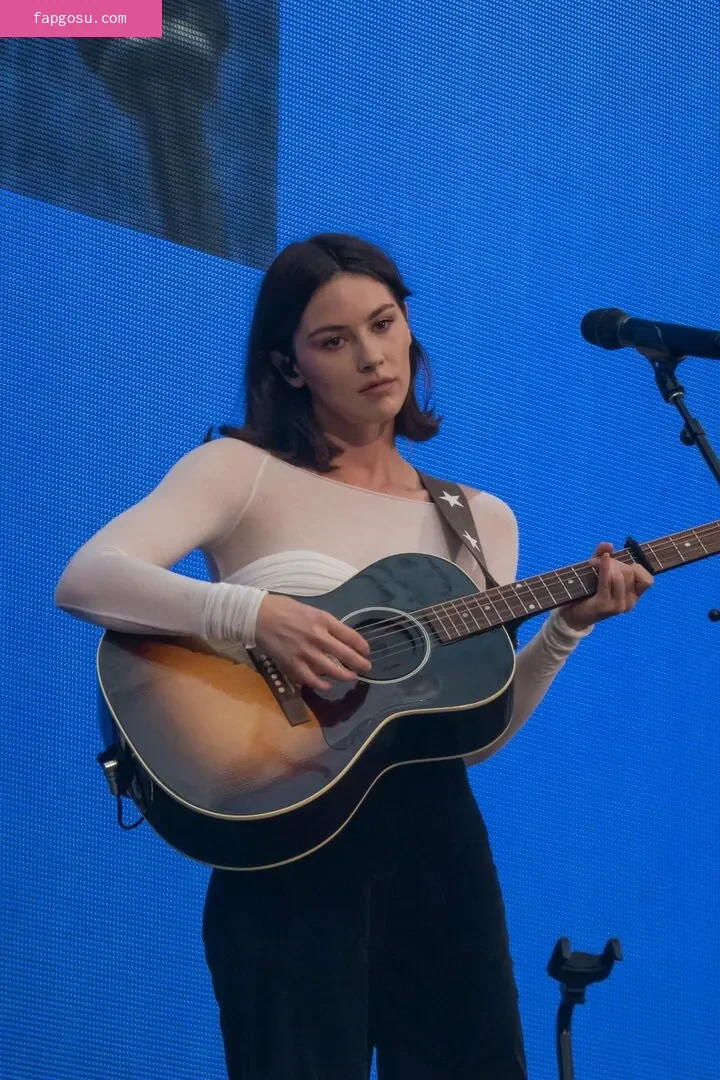 Gracie Abrams
